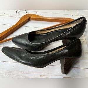 Frye Regina leather heels